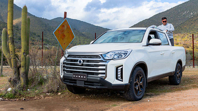 Explora la Camioneta Musso Doble Cabina a Diésel: versatilidad y resistencia para tu trabajo.